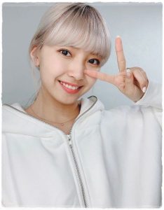 NiziU（ニジュー）マユカの髪型・髪色最新画像まとめ！カチューシャや帽子もかわいいよね？