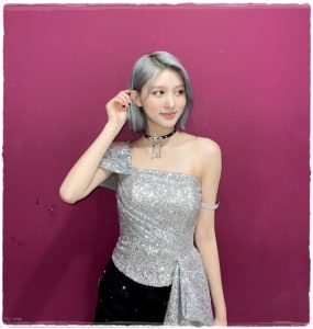 IVE（アイヴ）韓国ガウルの衣装姿と私服姿画像、かわいい・お洒落なのはどっち？