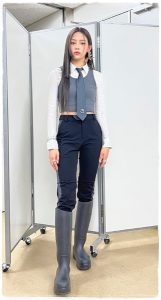 NewJeans（ニュージーンズ）ミンジのカップサイズは？スタイル最高の水着姿画像は？